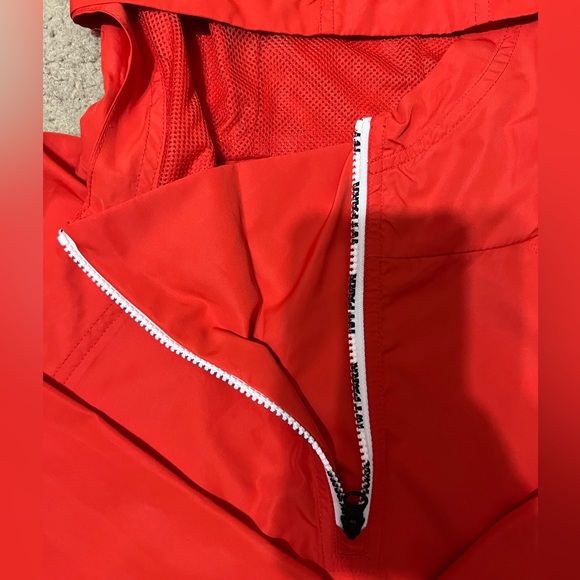 IVY PARK Red Orange Beyoncé Windbreaker - Picture 11 of 15